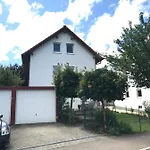 House With Castle View & Art Homestay szállás